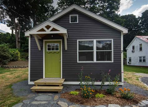 Tiny House With A Basement For Sale In Rockingham Vt