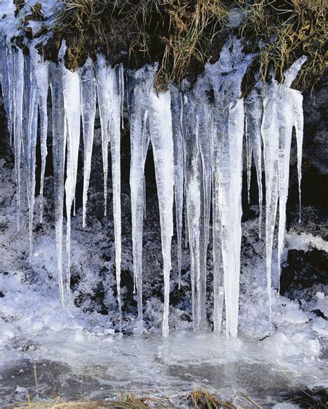 Icicles Stock Image E2450087 Science Photo Library