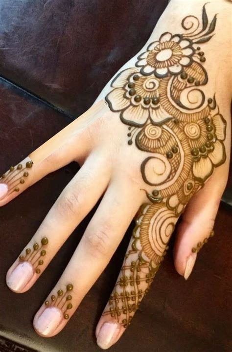 Pin By Trishana On Henna Tattoo Ideas Henna Designs Hand Unique