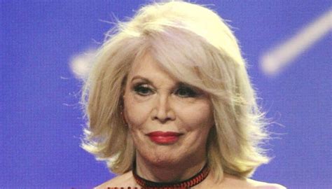 Amanda Lear chi è età carriera vita privata compagno amante figli Controcopertina com