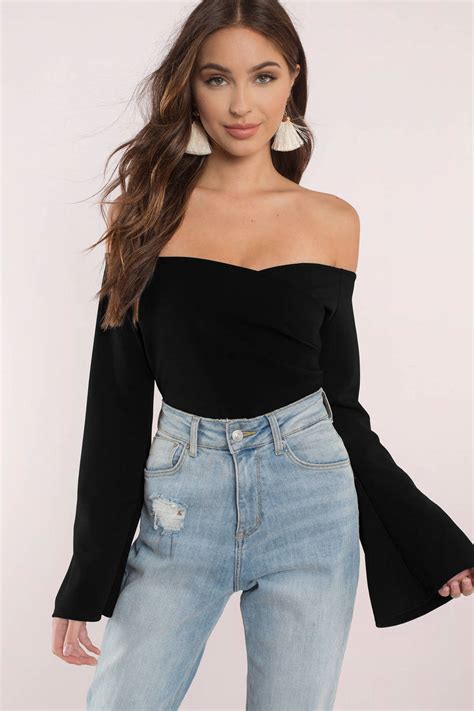If you want to achieve the ruffle detail or lettuce hem then put your sewing machine. Eva Off Shoulder Crop Top in Black - $14 | Tobi US