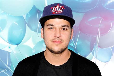 KUWTK Rob Kardashian Looks Dramatically Thinner In New Shirtless Pic