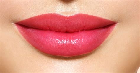 25 Amazing Lip Makeup Tips And Tutorials To Apply Lipstick Like A Pro Lifestylexpert