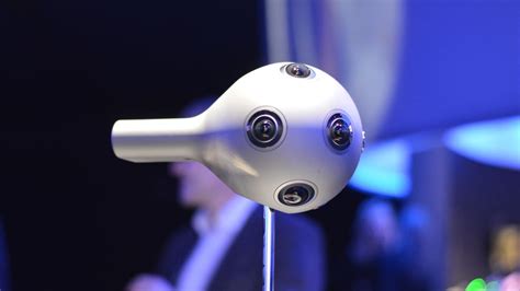 Turn Your Real Life Into Virtual Reality With These 360 Degree Cameras