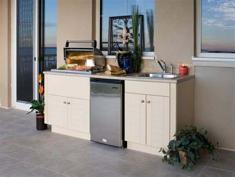 Select Outdoor Cabinets That Are Weather Proof