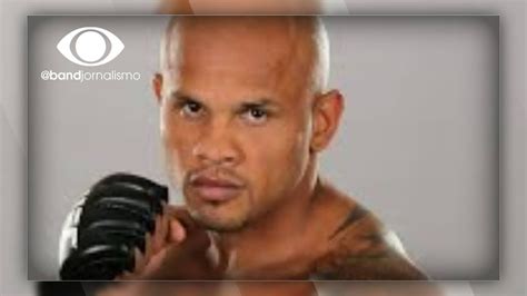 ex lutador de mma morre golpeado por faca no rs youtube