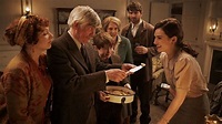 ‎The Guernsey Literary & Potato Peel Pie Society (2018) directed by ...