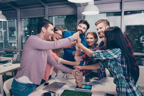 Fun And Quick Team Building Exercises To Energize Your Employees