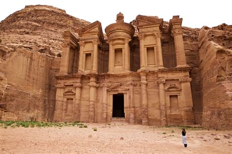 Petra Tour Review Visiting The Ancient City Of Petra Jordan 2019 Guide