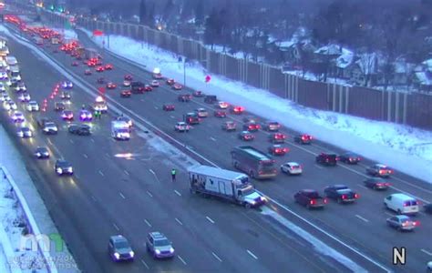Delays on I-35W in south Minneapolis after semi crash ...