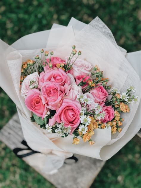 How to arrange flowers beautifully. 500+ Bouquet Pictures HD | Download Free Images on Unsplash