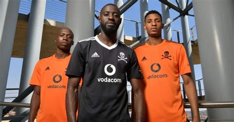 Latest news orlando pirates, transfer updates, rumours, scores and players interviews. Orlando Pirates Sell out New Orange Jersey Hours After Release