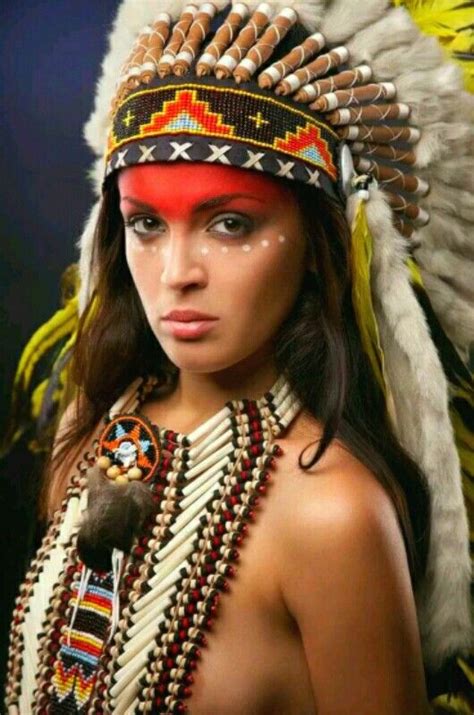 Pin By Светлана Шумская On индейцы малыши Native American Headdress Native American Girls