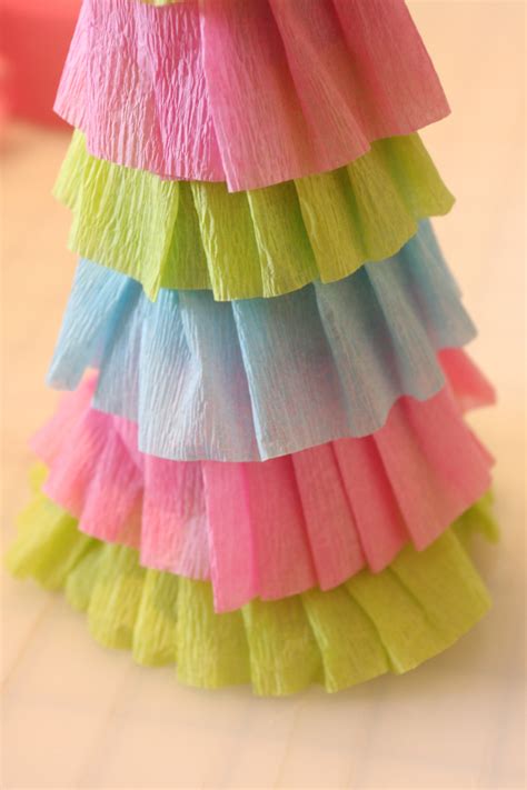 Joli Paquet Merry And Bright Crepe Paper Christmas Tree Tutorial