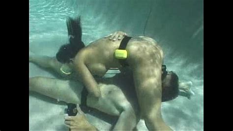 Underwater Scuba Sex Daisy Duxxe Part 1 XVIDEOS COM