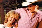 GEORGE STRAIT’S FAITH AND OVERCOMING FAMILY TRAGEDY - Traditional Country