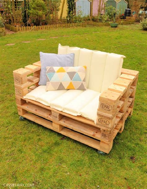 30 Easy Pallet Outdoor Furniture Ideas In 2023 Updated