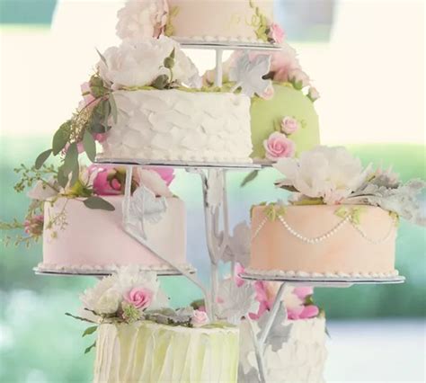 18 Pastel Wedding Cake Ideas For 2020 Spring