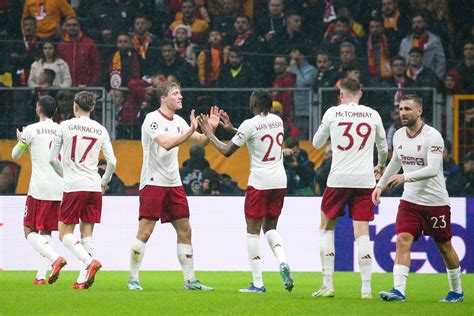 player ratings galatasaray 3 3 manchester united the busby babe