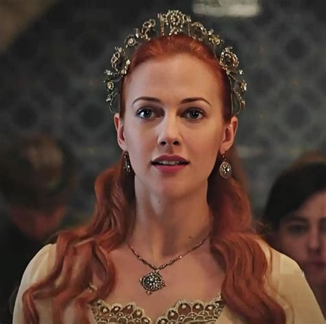 Pin By Muhteshem Hurrem On ️️️️hurrem Sultan Beauty Turkish Beauty Celebrities