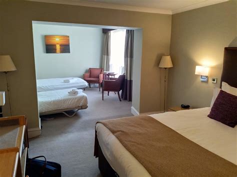 4 star hotel review - Keavil House Hotel, Dunfermline - Scottish Family ...