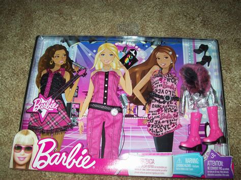 New Barbie Fashionista Fashion Pack A Photo On Flickriver