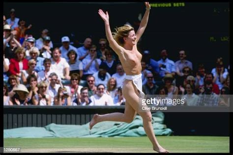 Tennis Match Wimbledon Photos Et Images De Collection Getty Images