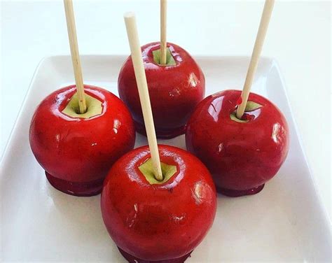 Traditional Red Candy Apples Etsy Candy Apple Recipe Cherry Flavor