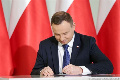 prezydent andrzej duda podpisał trzy ustawy aktualności wydarzenia oficjalna strona