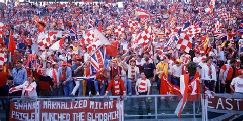 Liverpool optrådte i deres tredje finale efter to optrædener i 1977 og 1978. Liverpool 1981 European Cup Final shirt | Liverpool Retro ...