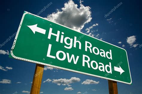 High Road Low Road Road Sign — Stock Photo © Feverpitch 2329105
