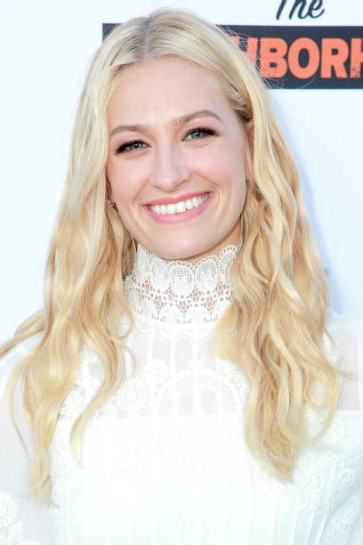Beth Behrs Biography Know Everything About Her