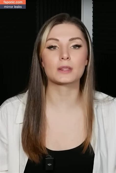 Lauren Southern Nude Leaks Photo Faponic