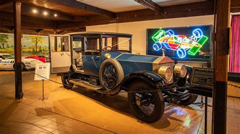 Sarasota Classic Car Museum In North Trail Expedia