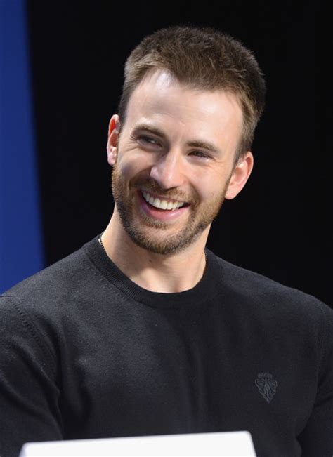 Christopher robert evans began his acting career in typical fashion: Chris Evans Net Worth - Celebrity Sizes