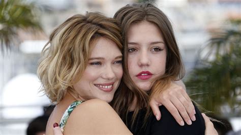 Cast Members Lea Seydoux And Adele Exarchopoulos Pose During A Porn Sex Picture