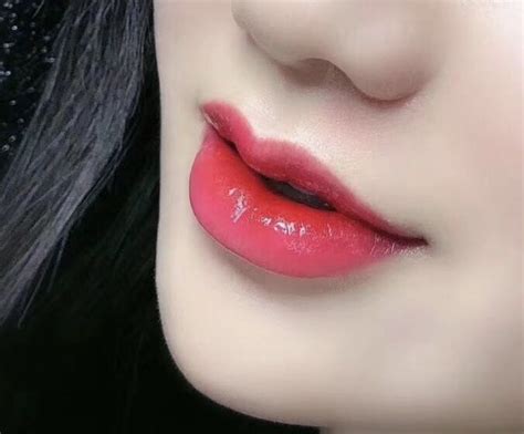 Full lip tattoo is recommended for most peoples, being this is the most effective and natural looking. Permanent Lips Tattoo in Blackburn | Cosmetic Lip Tattooing in Melbourne