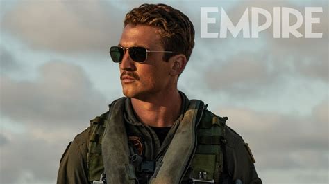 Top Gun Mavericks Miles Teller On Inheriting Gooses Iconic Moustache Exclusive Image