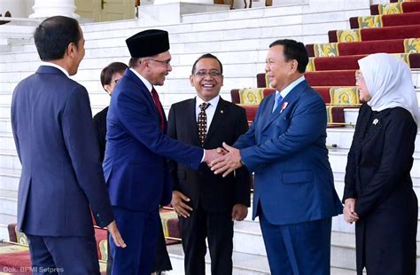 Pamer Foto Bareng Anwar Ibrahim Prabowo Didoakan Jadi Presiden