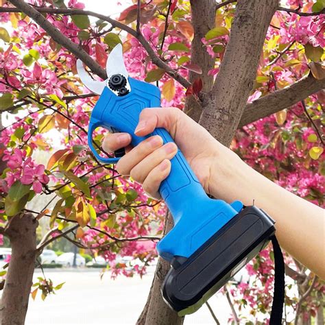 Outdoor Portable Electric Shears Mini V Li Battery Cordless Pruner In Garden For Pruning Trees