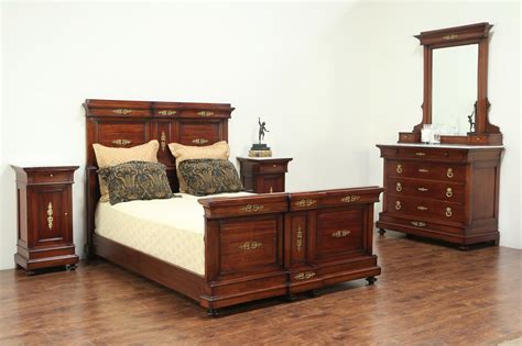 Sold Queen Size Antique 1900 Italian 4 Pc Mahogany Bedroom Set