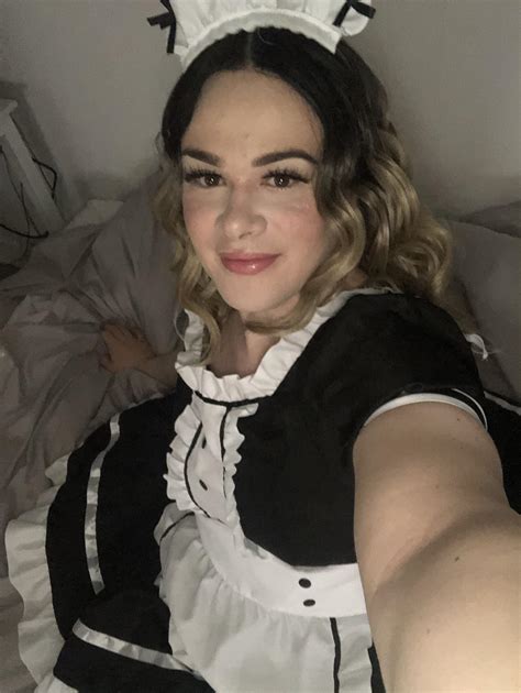 Your Favourite Sissy Maid Scrolller