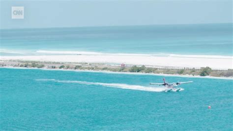 Flying With The Barefoot Pilots Of The Maldives Cnn Video