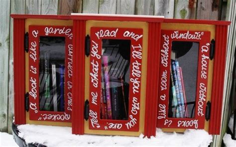 It's not only a functional addition to the property, but it also adds do you want to share books with your neighborhood but also do it in a 'green' way? Little Free Library: Tiny House-Shaped Boxes Let You Take a Book or Leave One | Inhabitat ...