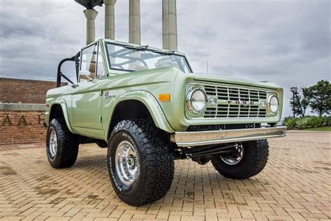 A 1972 Restomod Bronco From Early Ford Broncos