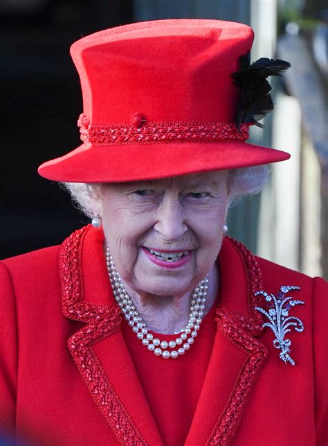 Born 21 april 1926) is queen of the united kingdom and 15 other commonwealth realms. Queen Elizabeth II - All the actresses who've played her ...
