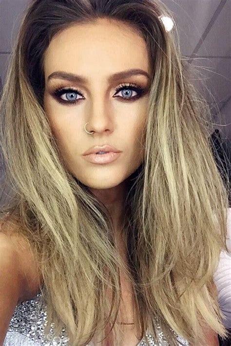 Perrie Edwards Hair Extensions Perrie Edwards Shows Off Long Blonde Hair Extensions In