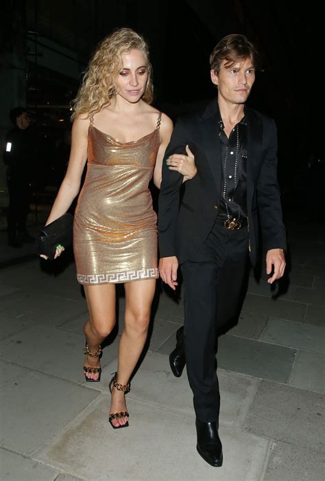 Pixie Lott With Oliver Cheshire After The Gq Afterparty In London 0902