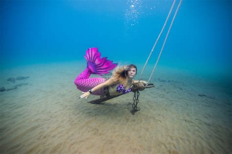 Meet Mermaid Lila In Hawaii Our Passionate Marine Biologist