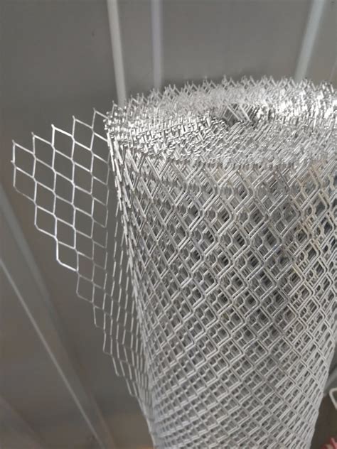 China Aluminum and PVC Expanded Metal Wire Mesh - China ...